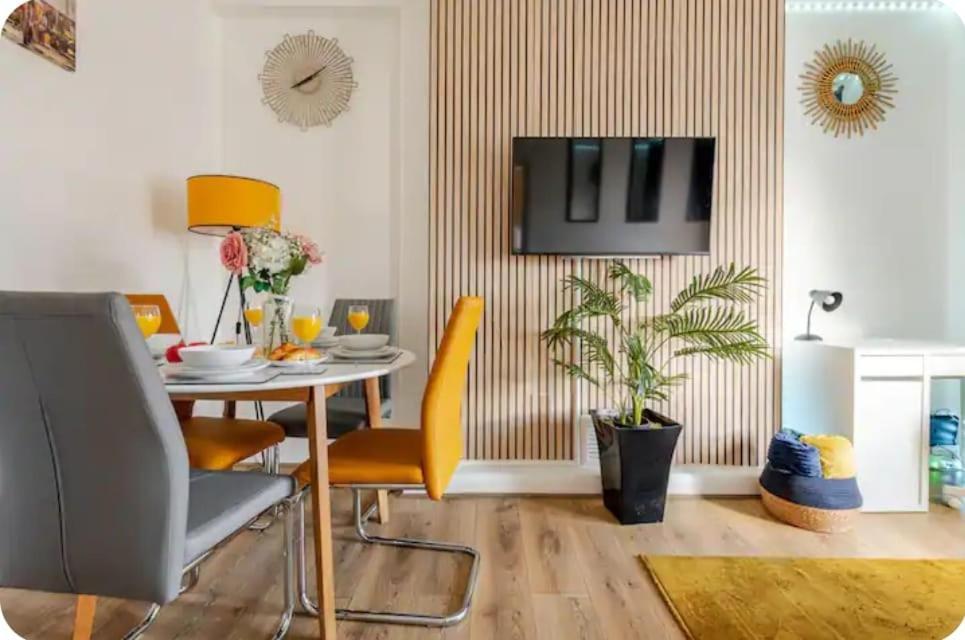 Apartment 1 Bed Flat 